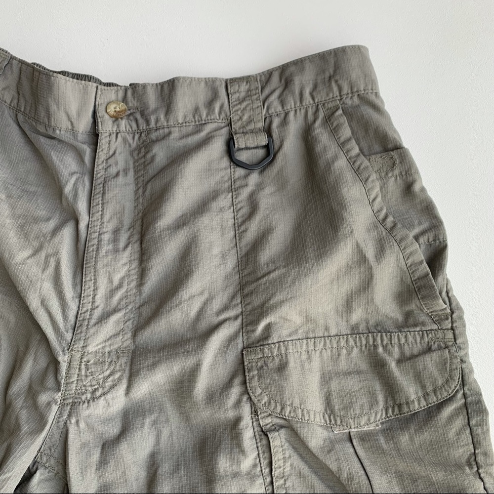 Columbia Men’s Vintage PFG Fishing Shorts Khaki Elastic Waist Size Medium - Picture 2 of 6